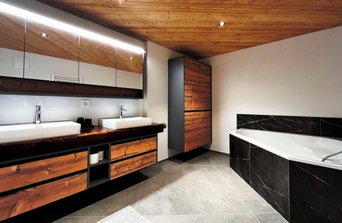 Hohfluh Apartment | HasliRent, Alpenglanz, (Hasliberg Hohfluh), by Interhome