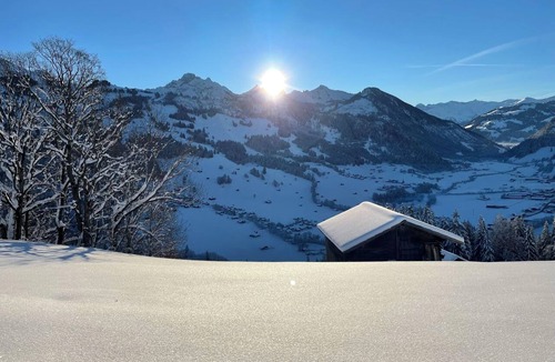Zweisimmen Apartment | Heimersberg Appartement/Fewo, Bad, WC 3-Bettwohnung by Interhome