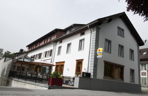 Maienfeld Hotel | Hirschen B&B