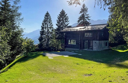 Lens Apartment | Historic Mazot Retreat by Mrs Miggins – Charming Alpine Stay in Crans-MontanaHistoric Mazot Retreat
