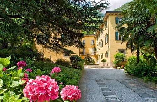 Riva del Garda Apartment | Historic villa, 1 km to the beach, 500m to the city, pool, sauna