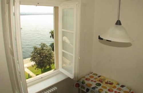 Angera Apartment | Holiday apartment Belgirate for 1 - 3 persons with 1 bedroom - Holiday apartment