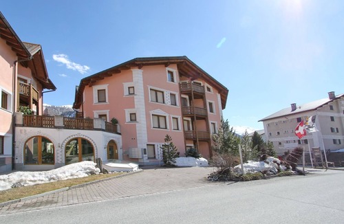 Zuoz Apartment | Holiday apartment Zuoz for 1 - 4 persons with 2 bedrooms - Holiday apartment