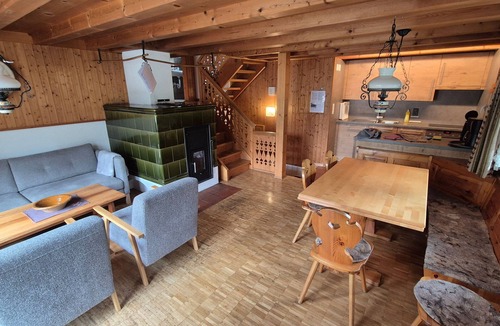 Kublis Ski Chalet | Holiday home Stutz house part left