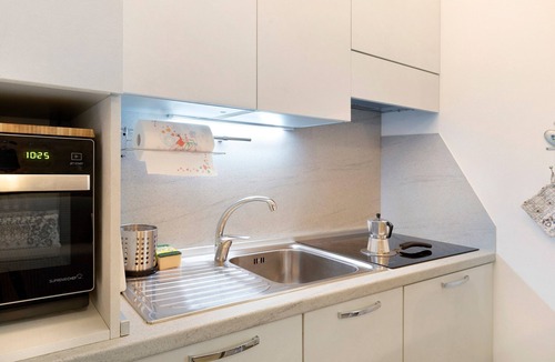 Valtellina Apartment | Holiday Home 'Super Mini Lanzada -' with Mountain View, Balcony and Wi-Fi