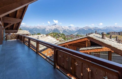 Saint-Pierre-de-Clages Ski Chalet | Holiday house Haute-Nendaz for 7 - 14 persons with 7 bedrooms - Holiday house