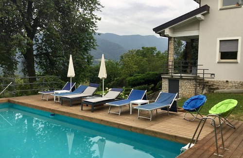Esmate House | Holiday house Solto Collina for 1 - 8 persons with 4 bedrooms - Holiday house