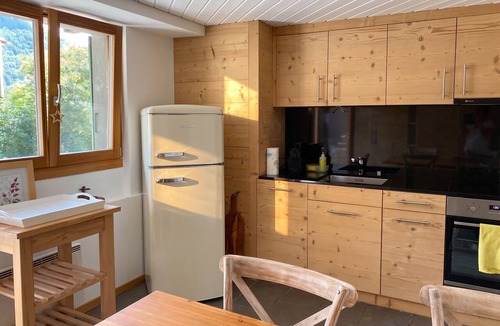 Mase Apartment | Homerez - Apartment in Mont-Noble