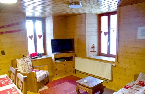 Orsieres Apartment | Homerez - Nice appartement 2 km away from the slopes for 6 ppl. at Orsières
