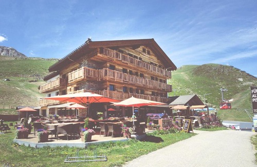 Fiesch House | Hotel Alpina