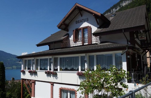 Sundlauenen Hotel | Hotel Beatus