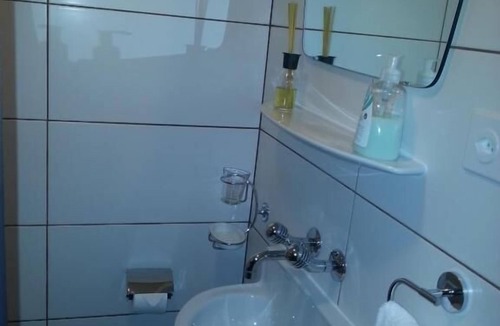 Sundlauenen Apartment | Hotel Sterne - Twin Room