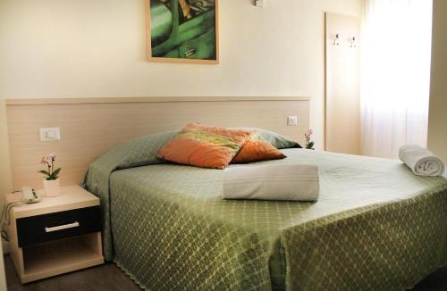 Rione XVIII Castro Pretorio Hotel | Hotel Villa Delle Rose