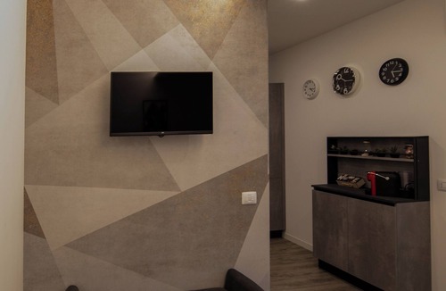 Tirano Apartment | Hourglass1 TIRANO 150m Bernina Express 35km Bormio- 70km Livigno- 17km Aprica