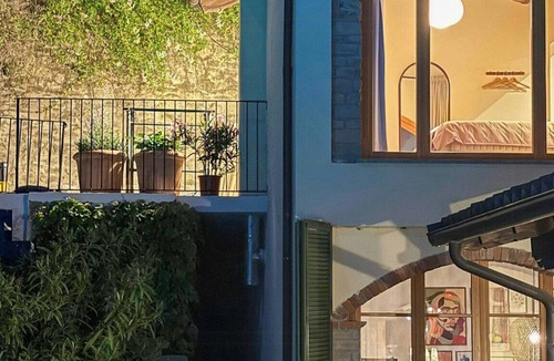 Montabone House | House with sweeping vineyard views in Piedmont