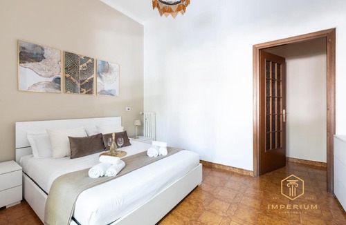 Esquilino Apartment | Imperium Merulana House - 2 steps from Colosseum, 3 Bedrooms, A-C