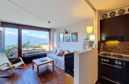 Montana Apartment | Jeanne D'Arc Apt. A-13 by Interhome