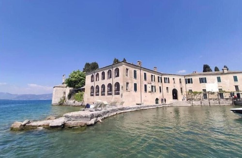 Corno Apartment | Jewel on Lake Garda in Garda with Lake View