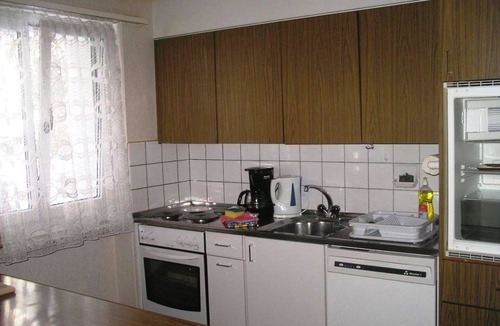 Davos-Dorf Apartment | Kesch 1 Appartement/Fewo, Dusche oder Bad, WC 4½-Zimmerwohnung by Interhome
