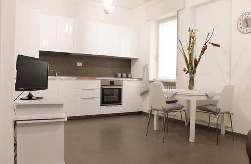 Verona City Centre Apartment | King Lear - White Rose - Apartment for 2 to 5 people at 100mt from the Arena