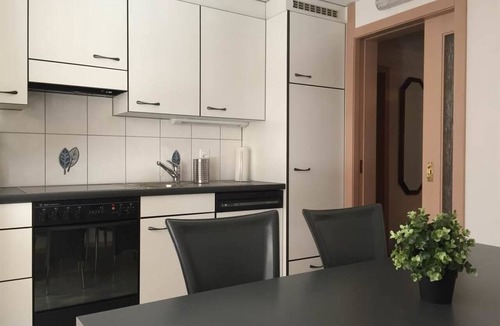 Saas Almagell Apartment | Kristall Deluxe Appartement/Fewo 6-Bett Wohnung by Interhome