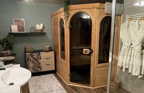 L'Abergement Apartment | L'echo des Bois, Studio Cocooning Avec Sauna