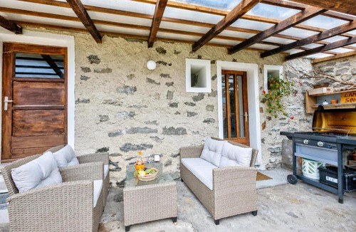 Camedo Apartment | La Canonica Centovalli - Happy Rentals