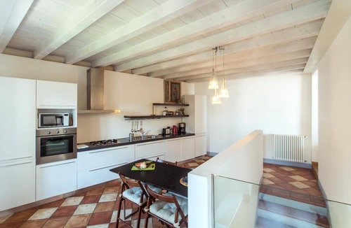 Gardone Riviera Apartment | Lake-view apartment Alloro