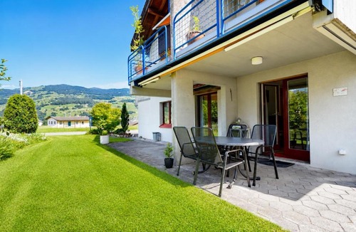 Sachseln Apartment | Lakeside Sachseln - Traumlage direkt am Sarnersee mit Terrasse und Bergpanorama