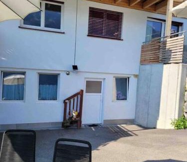 Niederried bei Interlaken Apartment | Lakeview Basement Apartment near Interlaken
