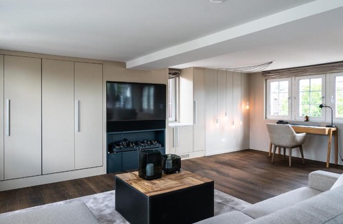 Niederdorf Apartment | Le Bijou LQ80 Penthouse with Terrace