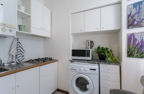 Como City Centre Apartment | Love & Smile Apartment by Rent All Como