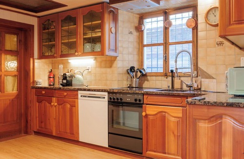 Les Mayens-de-Sion Apartment | Lovely apartment for 8 people with WIFI, TV and balcony