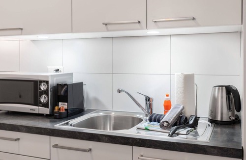 Central Interlaken Apartment | Lovely apartment for 2 guests with WIFI, A/C, TV and balcony