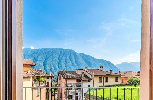 Lenno Apartment | Lovely apartment for 3 guests with A/C, WIFI, TV and balcony