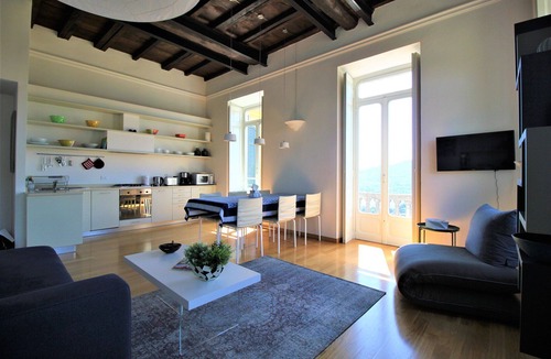 Miasino Apartment | Lovely apartment for 3 people with WIFI, TV, balcony and panoramic view