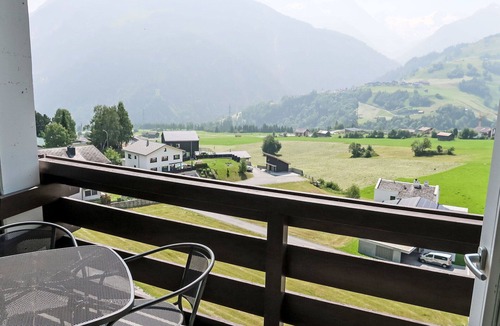 Acletta Apartment | Lovely apartment for 4 people with WIFI, pool, TV, balcony and panoramic view