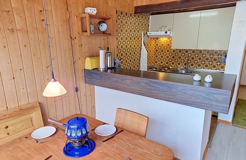 Sagogn Apartment | Lovely apartment for 4 people with WIFI, TV, terrace, pets allowed and panoramic view