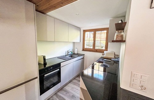 Rabius Apartment | Lovely apartment for 6 guests with WIFI, balcony and panoramic view