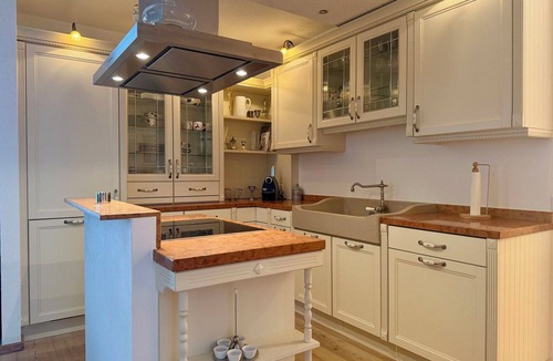 Laax Apartment | Lovely apartment for 6 people with WIFI, TV, balcony and panoramic view