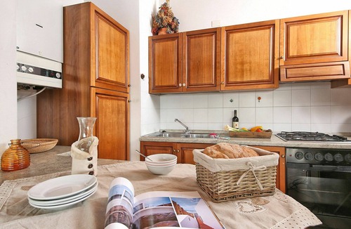 Cunettone-villa Apartment | Lovely apartment for 7 people with A/C, WIFI, pool, TV and pets allowed