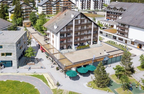 Laax Apartment | Lovely apartment for 8 people with WIFI, TV and balcony