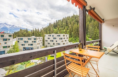 Laax Apartment | Lovely apartment for 8 people with WIFI, TV and balcony