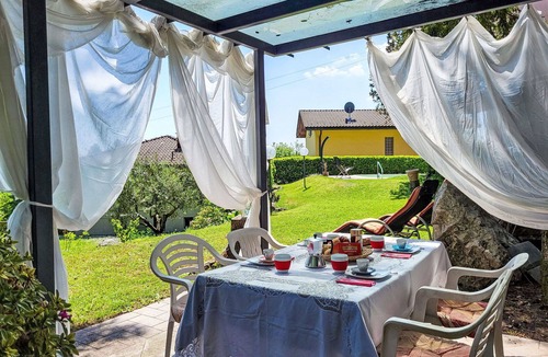 Besazio Apartment | Lovely apartment for 4 guests with WIFI, private pool, TV, patio and panoramic view