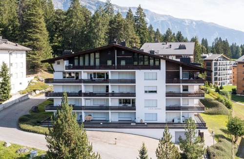 Laax Apartment | Lovely apartment for 4 people with WIFI, TV, terrace, pets allowed and panoramic view