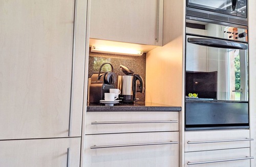 Niederried bei Interlaken House | Lovely apartment in villa for 4 people with WIFI, TV, balcony and panoramic view