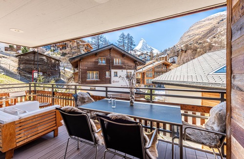 Zermatt Apartment | Luxurious Chalet Petit - matterhorn views, central location, outdoor hot tub