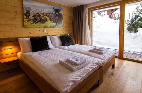 Grimentz Apartment | Luxury Apartment, 2 Bedrooms with Jacuzzi Chalet Rahas A Grimentz - By Mrs Miggins