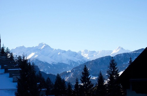 Laax Apartment | Luxury apartment, beautiful terrace (partly covered), free WIFI and parking