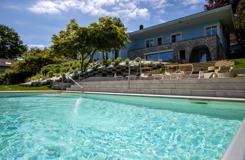 Comabbio Villa | Luxury Villa, Swimming Pool, Private Beach, Sauna, Sleeps 8 - By Guestaly